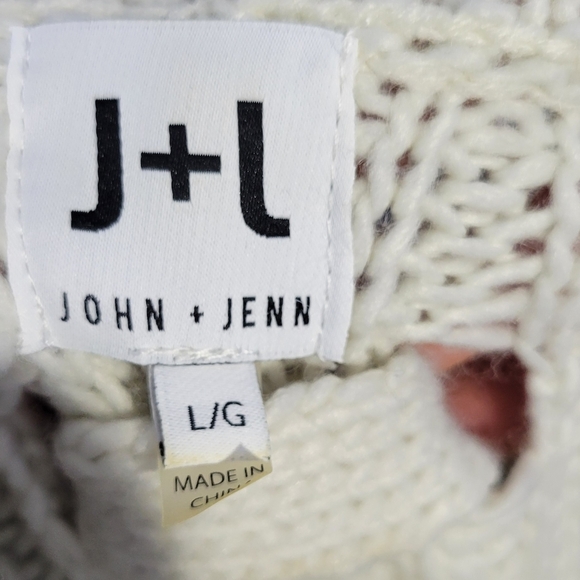 John + Jen Cable Knit Sweater with Braided Lace Back Design Size Large - Picture 3 of 3
